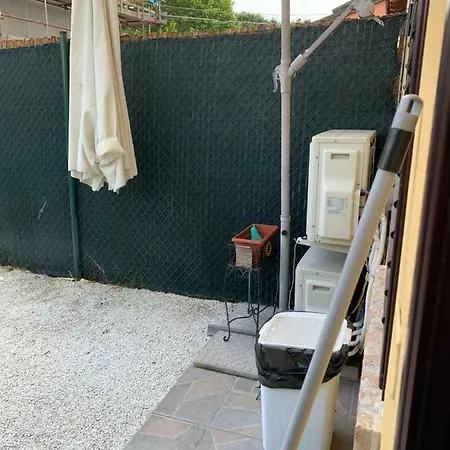 Villetta A Schiera Con Giardino