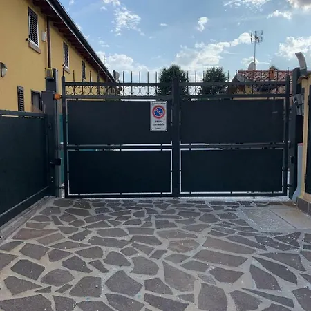 Villetta A Schiera Con Giardino * בולוניה